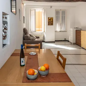 casa-lucio.hotelitalianriviera.com/