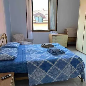 Isola District,famous Area, Space Flat, Lightful,6 Pax , Milano Italia